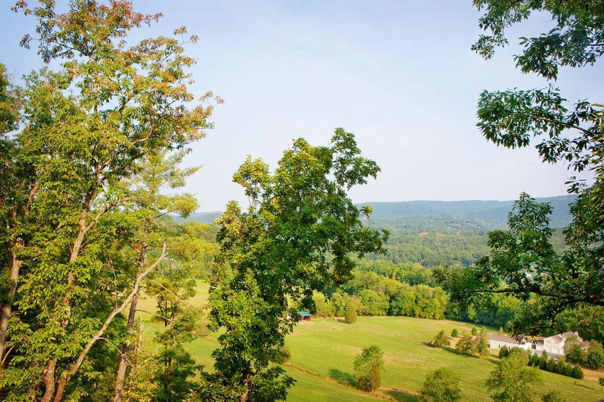 Black Bear Ridge Hotel Sevierville Exterior photo